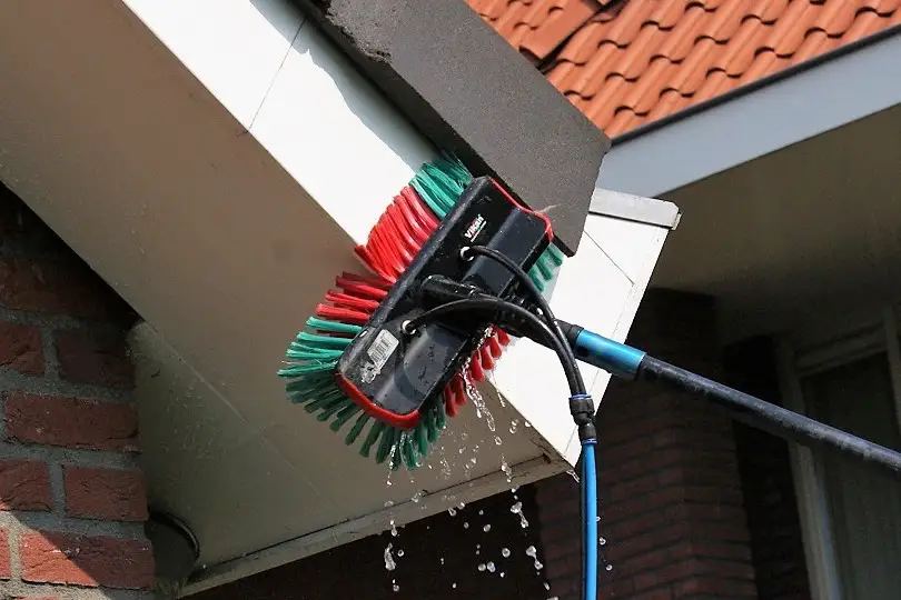 trespa en hout schoonmaken